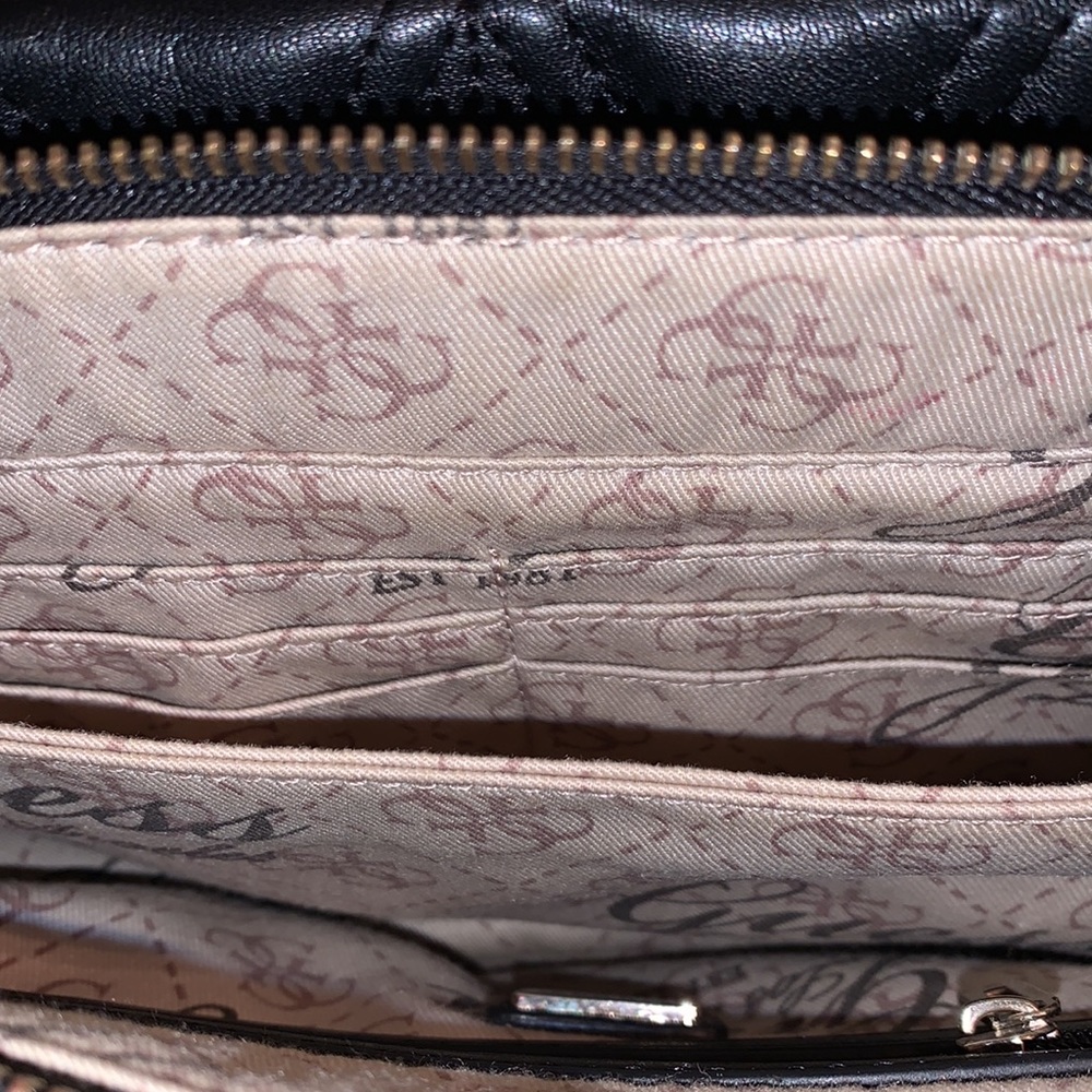 🖤BLACK GUESS HANDBAG🖤 - Picture 15 of 16